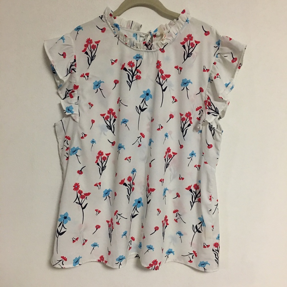 Plus size elegant Floral Blouse